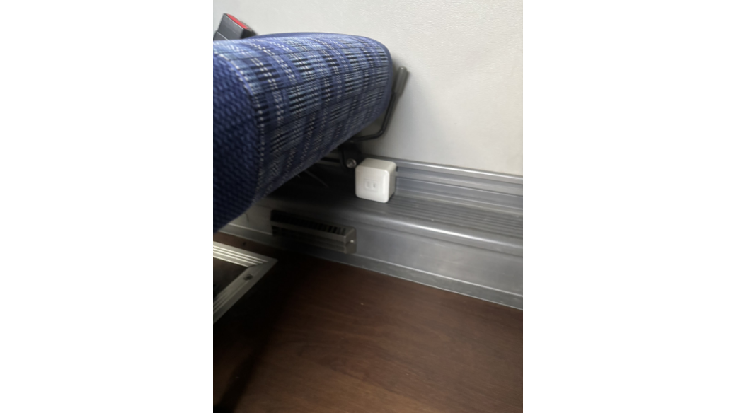 バス100Vコンセントの写真
